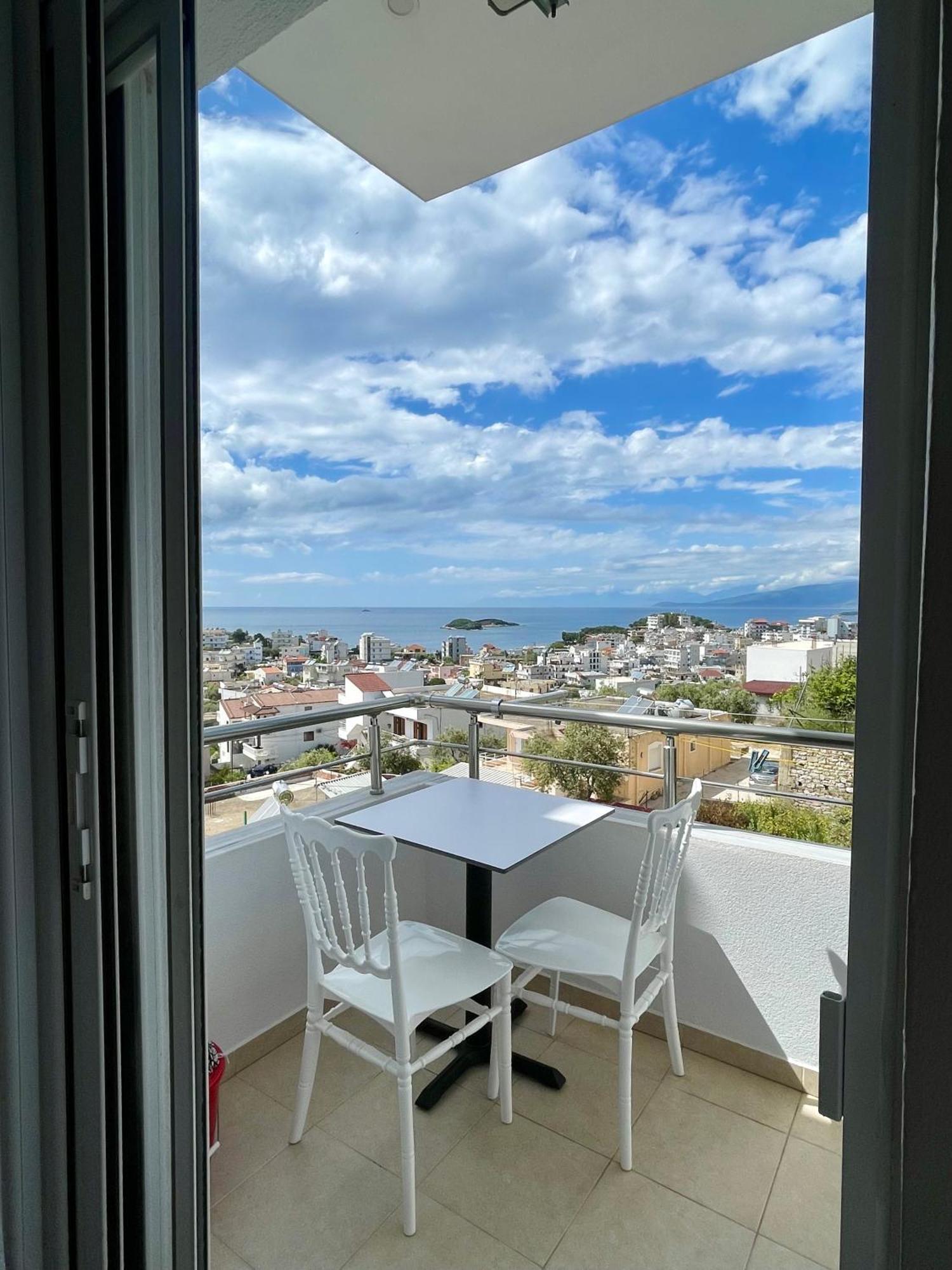 Joni Apartments Ksamil Esterno foto