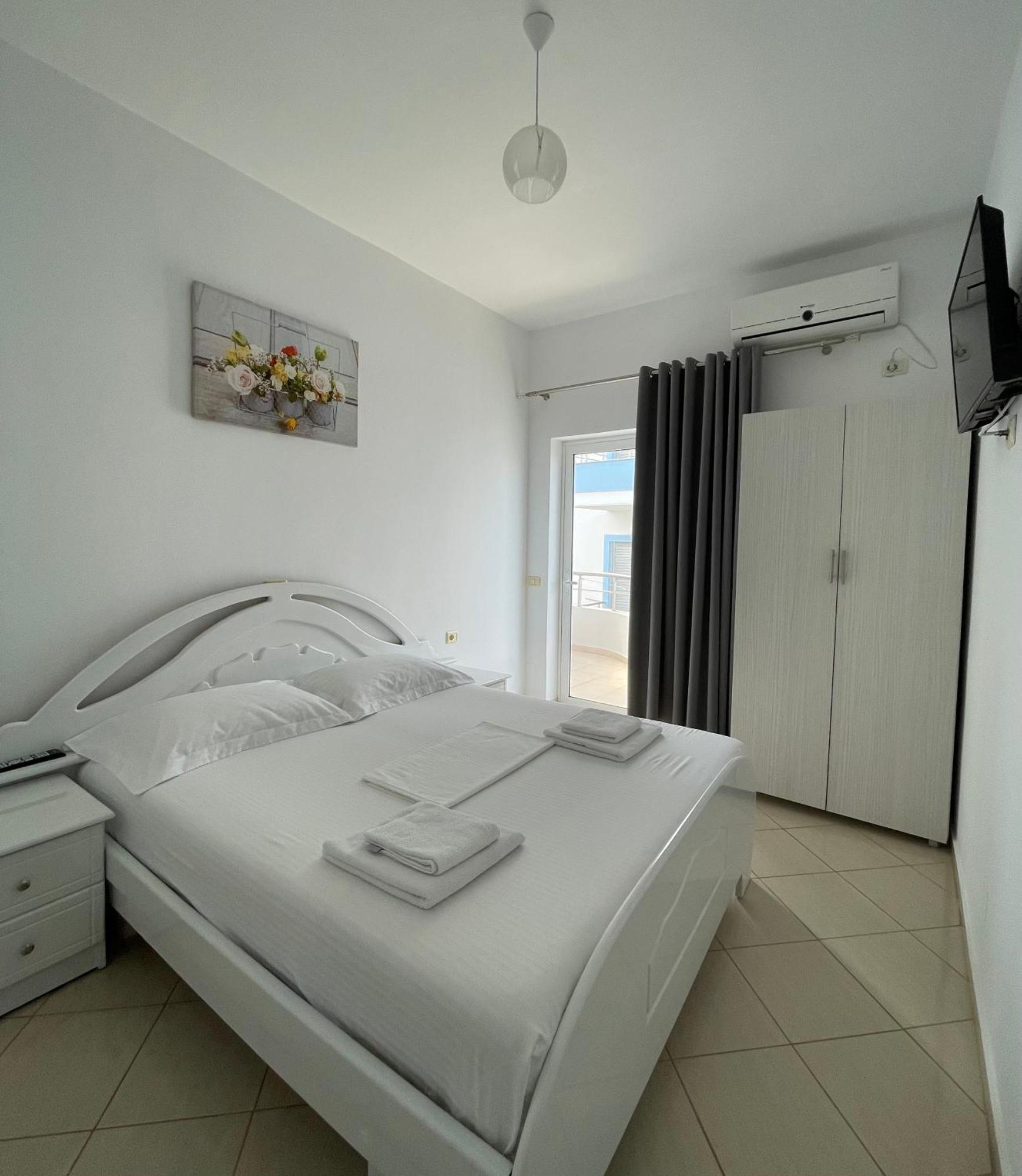 Joni Apartments Ksamil Esterno foto